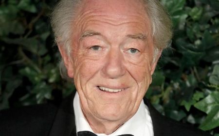 Michael Gambon was best known for playing Dumbledore in Harry Potter.